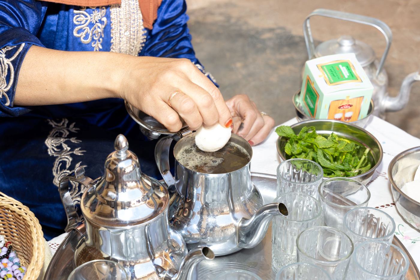 Vietnamese tea experience in Vietnam